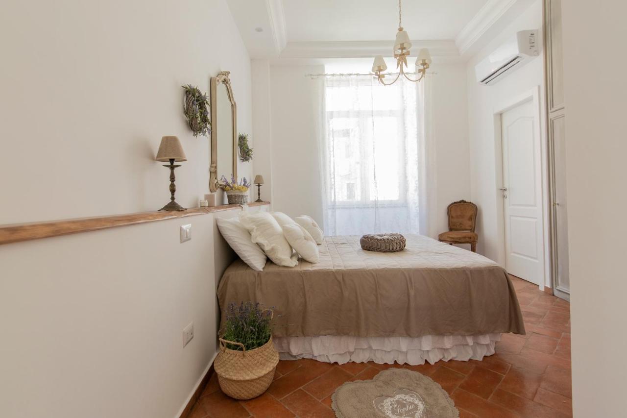 B&B Dimora Mazzarino Naples Exterior photo