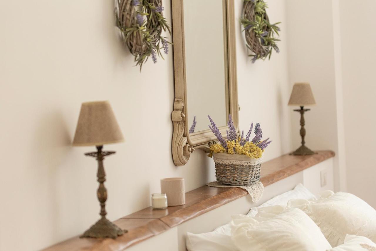 B&B Dimora Mazzarino Naples Exterior photo