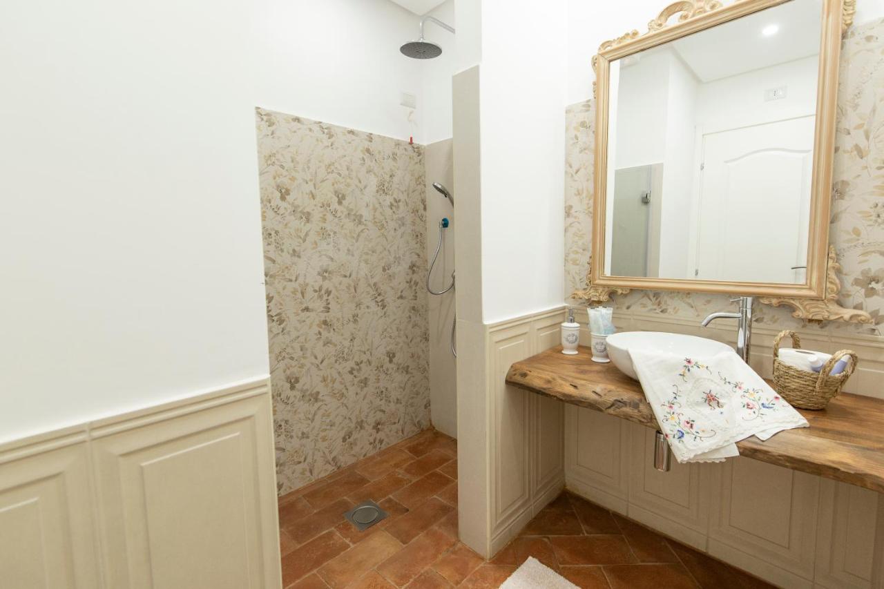 B&B Dimora Mazzarino Naples Exterior photo