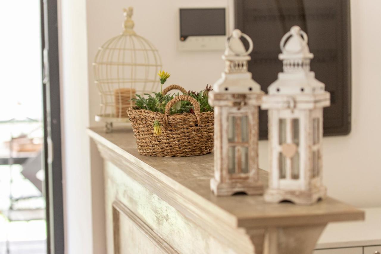 B&B Dimora Mazzarino Naples Exterior photo